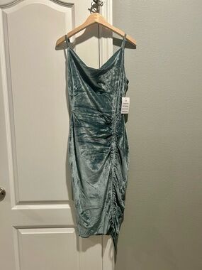 Joyfolie Velvet Cowl Ruched Midi Dress - Sage Green